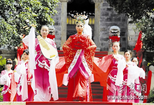 點(diǎn)擊瀏覽下一頁